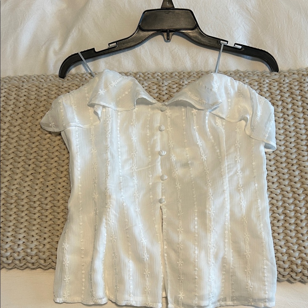Elegant White Off-Shoulder Women's Top